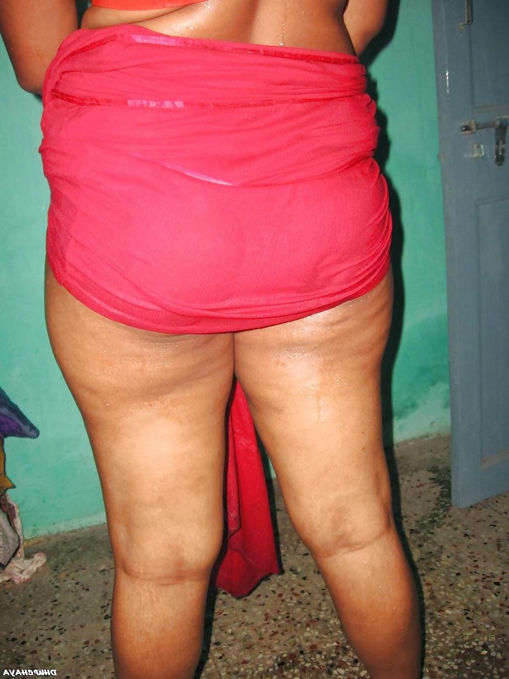 21P REAL DESI MATURE AUNTY