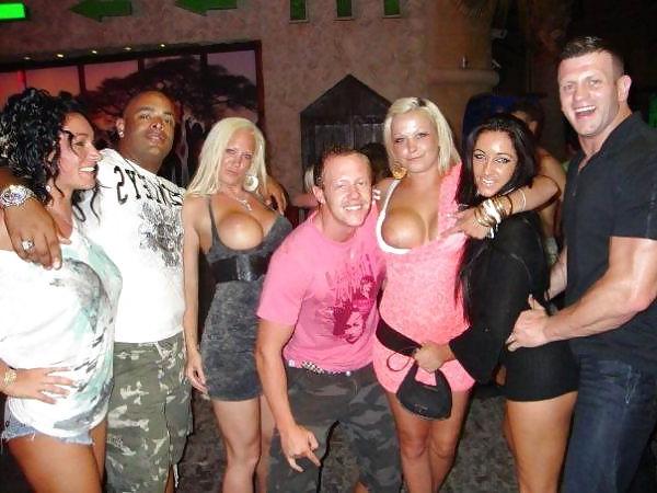 25P Beautiful Downblouse Babes 8 by TROC