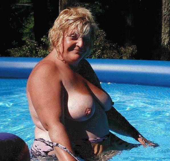 20P Saggy tits 118.