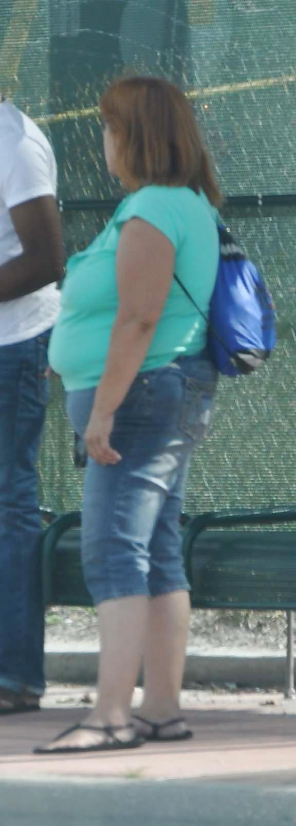 4P BBW nipples through shirt