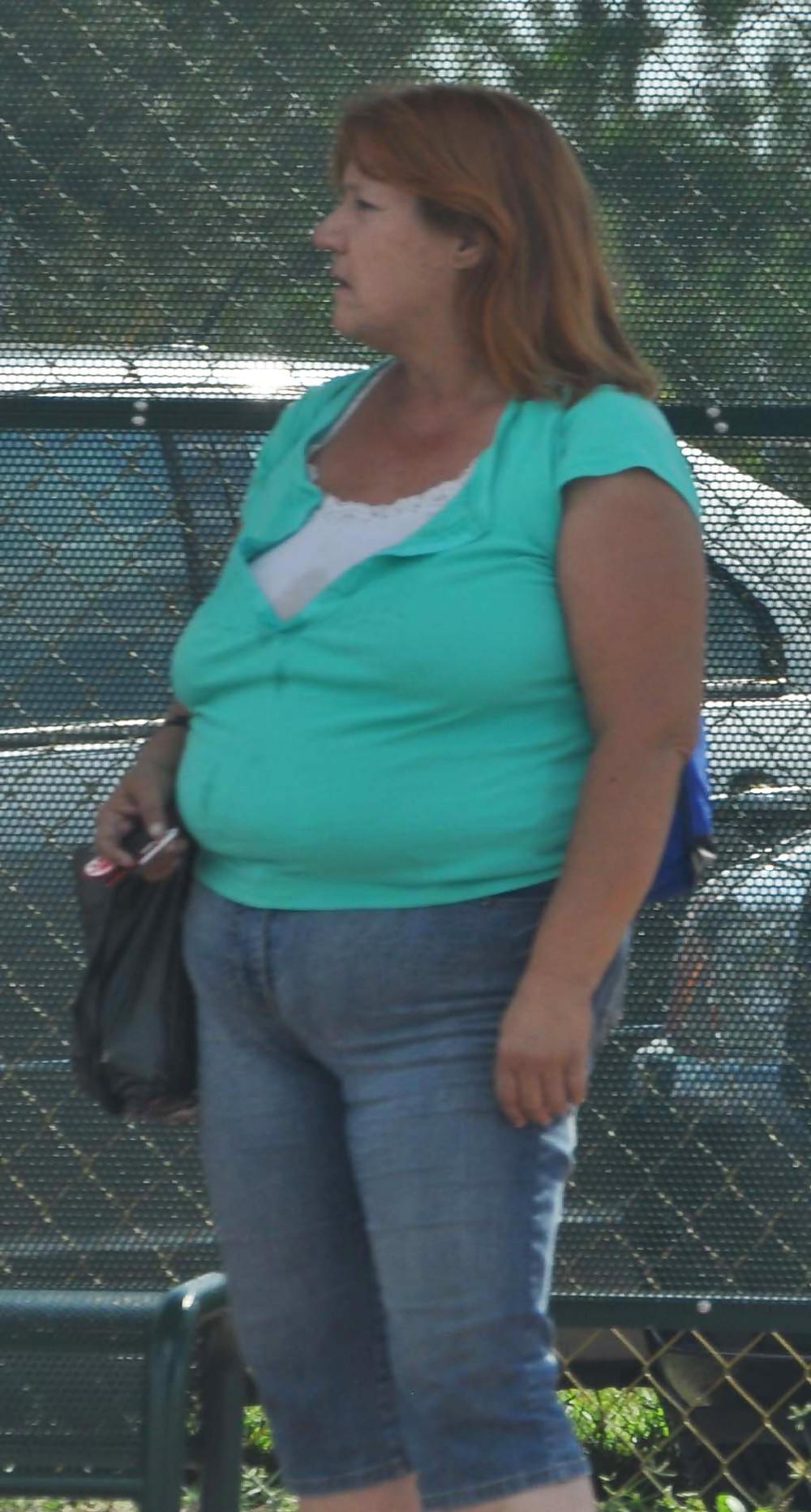 4P BBW nipples through shirt