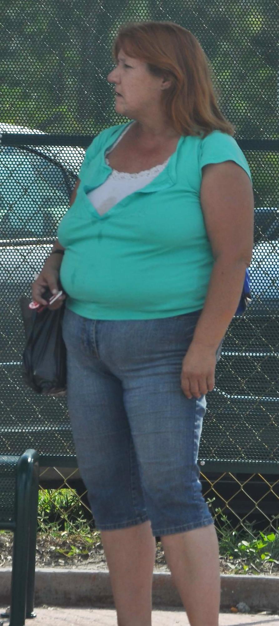 4P BBW nipples through shirt