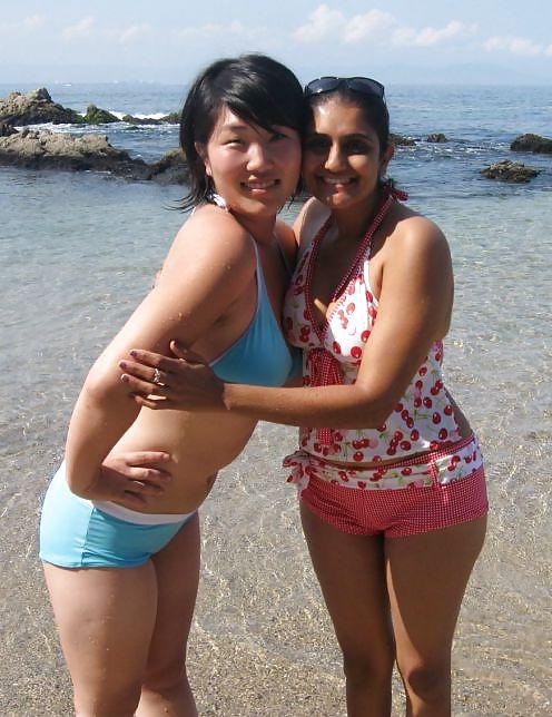 25P Desi girls in swuimsuits