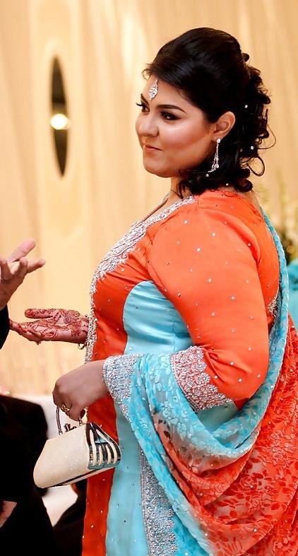 25P Desi BBW