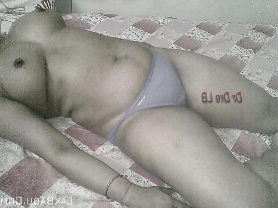 8P Sri lanka black and white with condom 