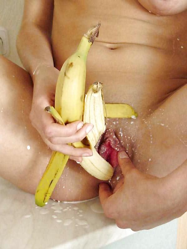 25P Girls and women with toys