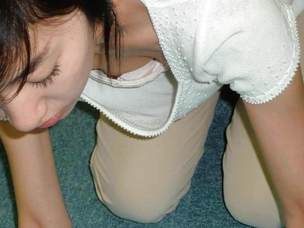 20P Downblouse & Nipple Slip 10