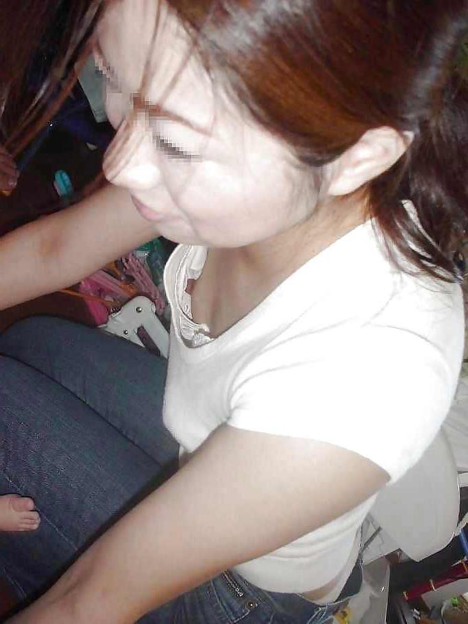 20P Downblouse & Nipple Slip 10