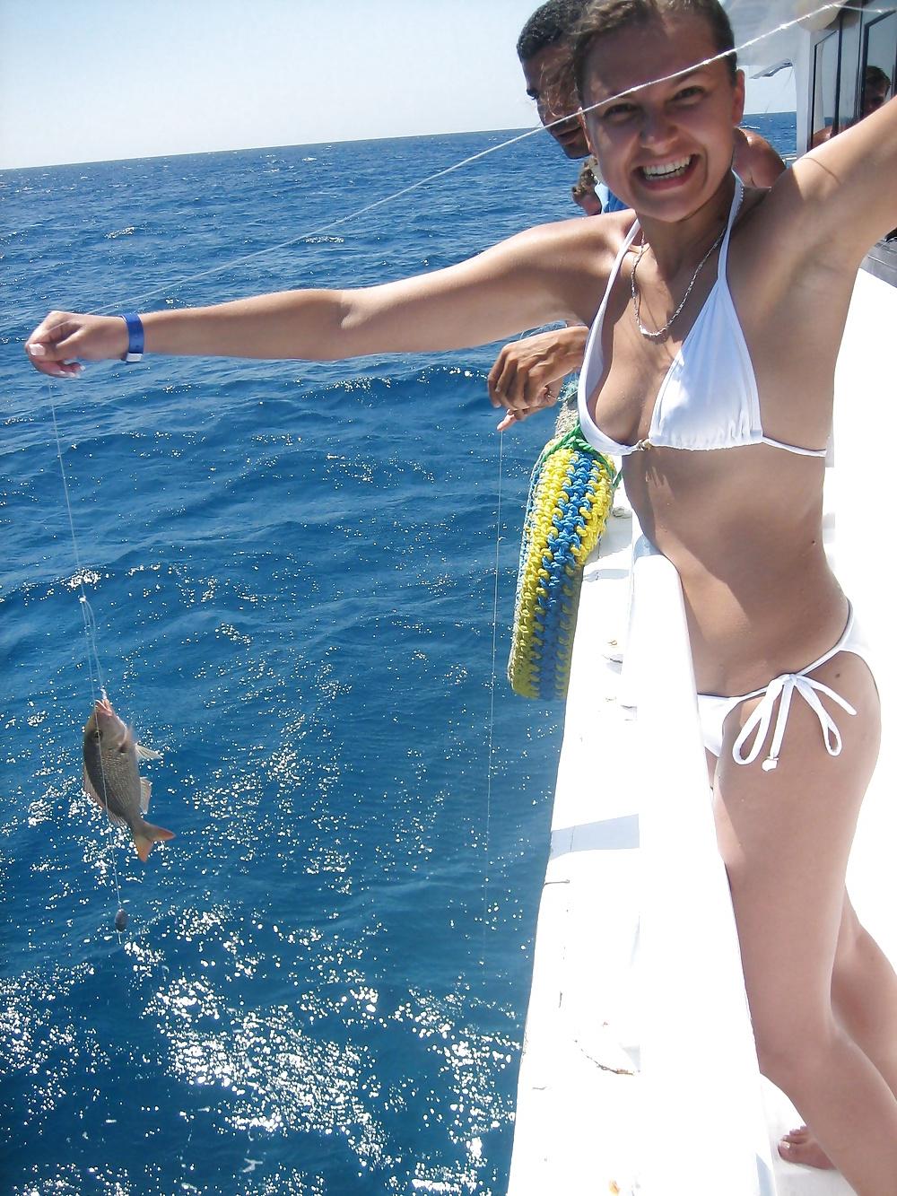 20P Oops bikini 13.