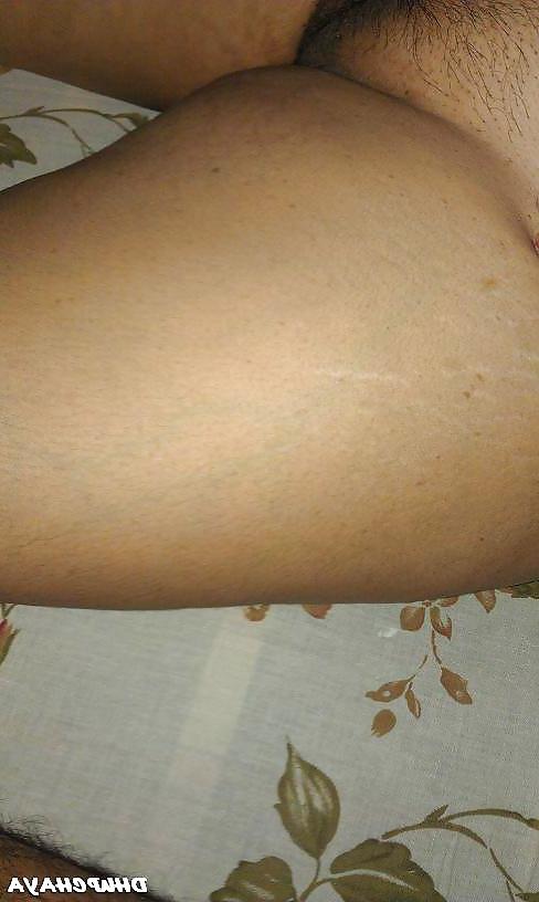 19P DESI BHABHI LAYING ON BED AND SHOW