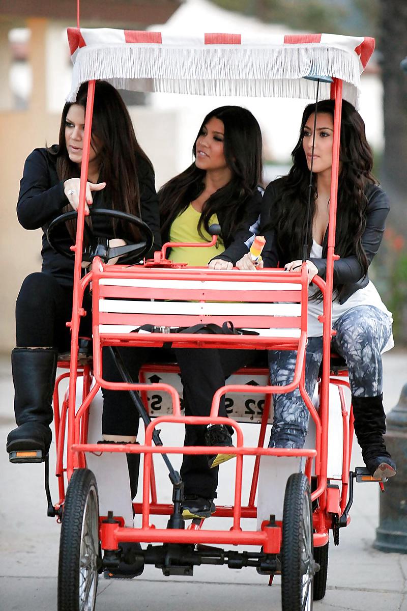 10P Kim Kardashian Downblouse Candids in Santa Barbara2