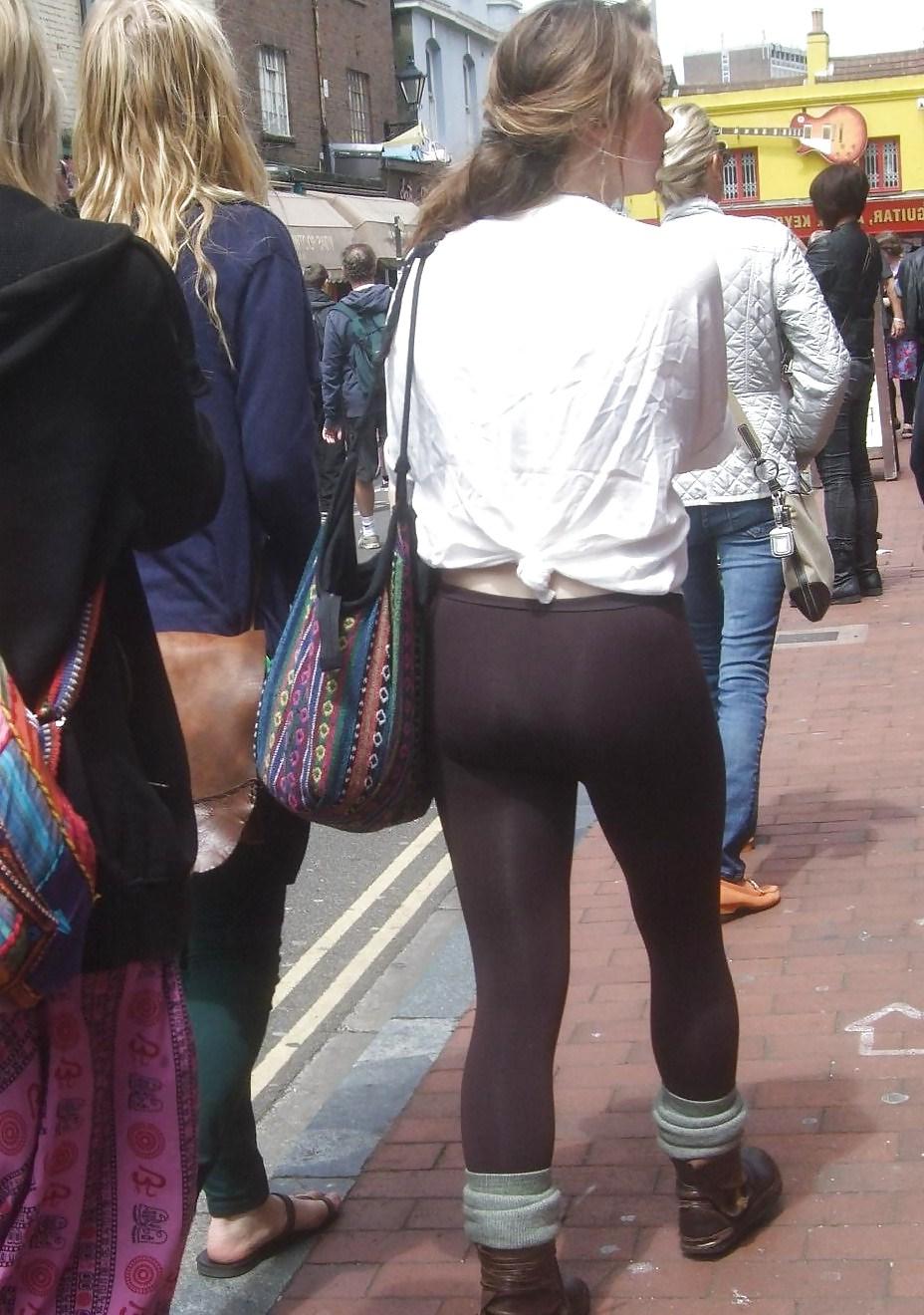 12P Montreal Canada Trip - Nice leggings,  Toronto Guy reppin!
