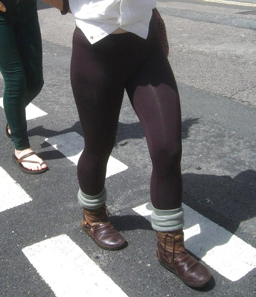 12P Montreal Canada Trip - Nice leggings,  Toronto Guy reppin!