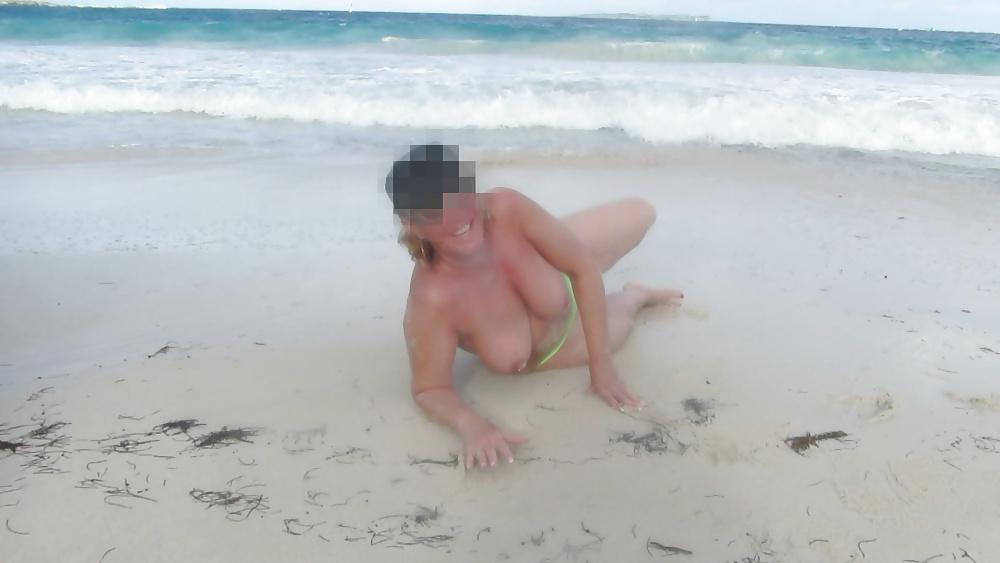 25P Suzy, Big Tit Beach Shots 2