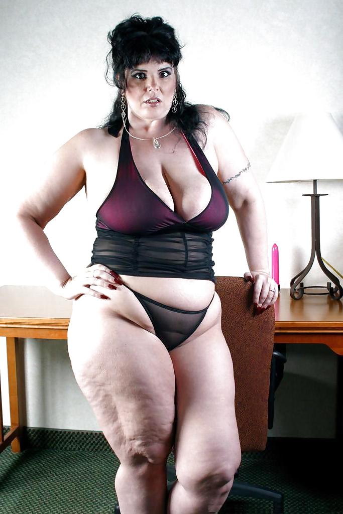25P 006 - Girls I Like 195, they come in all shapes and sizes