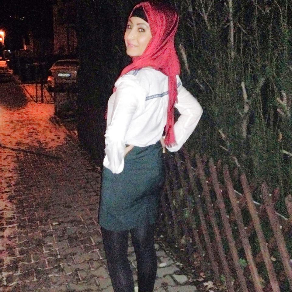 21P WE FUCKING HARD MUSLIIM GIRLS  ASS!! COMMENTS COMMENTS !!