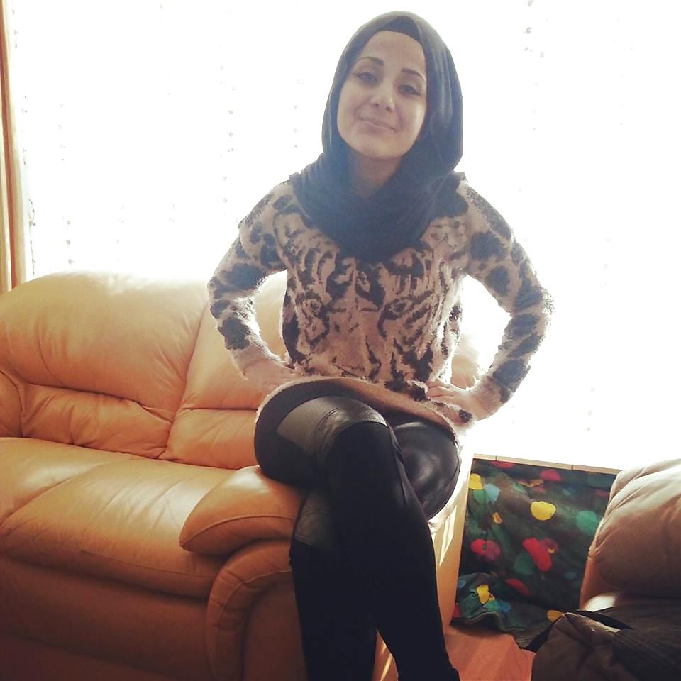 21P WE FUCKING HARD MUSLIIM GIRLS  ASS!! COMMENTS COMMENTS !!