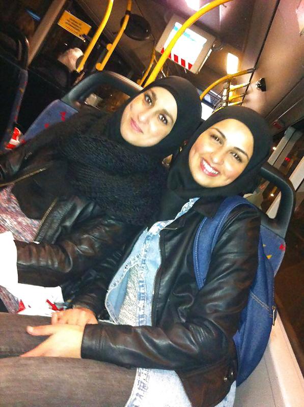 21P WE FUCKING HARD MUSLIIM GIRLS  ASS!! COMMENTS COMMENTS !!