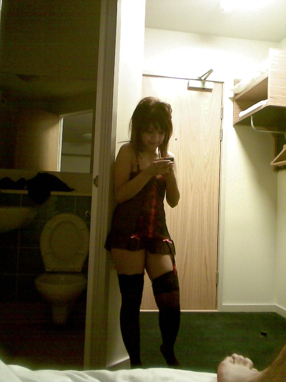 24P INDIAN WITH WITH GUY IN LONDON