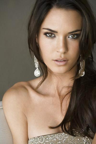 25P Fap Happy Celebs