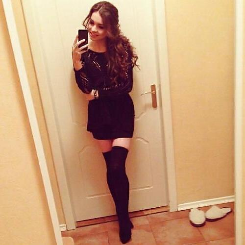 25P Self shot hotties no 23