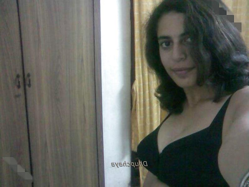 9P Beautiful desi girl priyanka self 