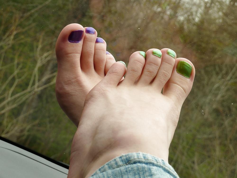 10P Foot fetish
