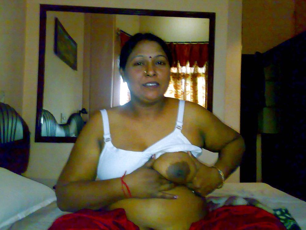 10P MATURE MAYA AUNTY-INDIAN DESI PORN SET 3.5