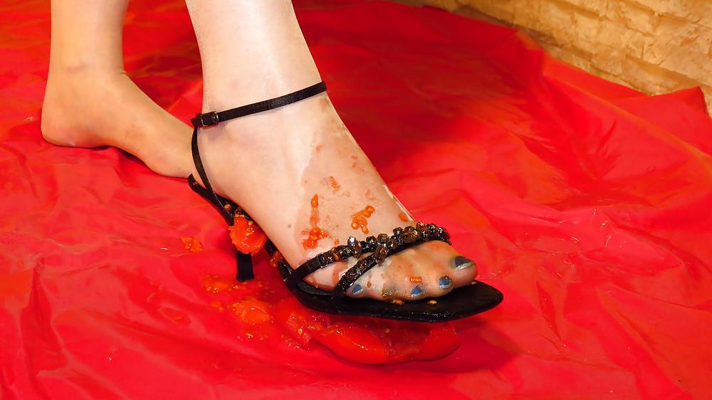 25P Food Crush in Nylons and Shoes
