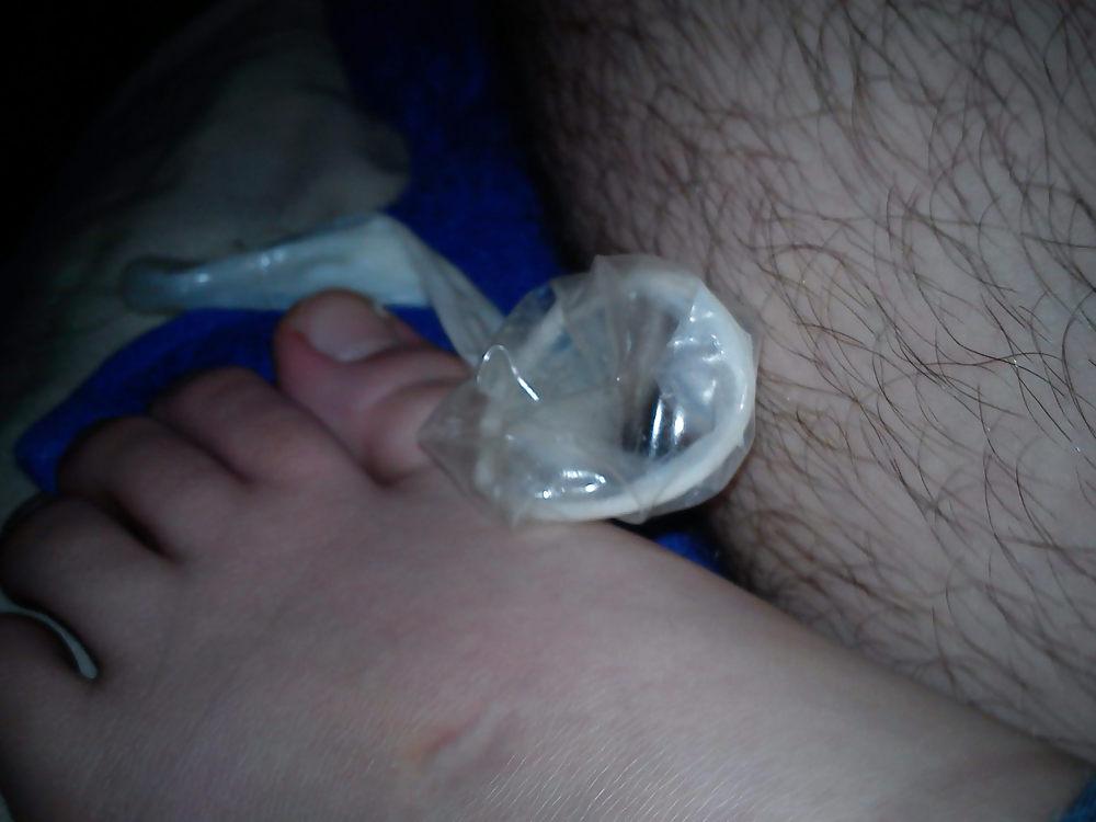 22P Used condom and exgf's feet