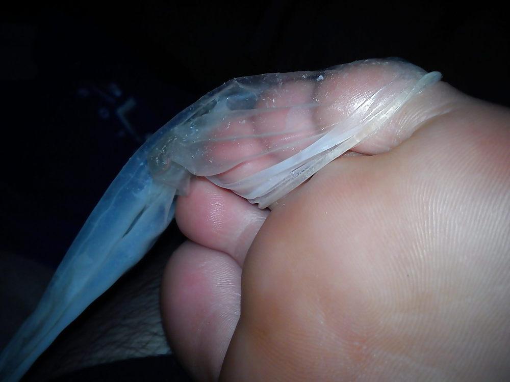 22P Used condom and exgf's feet