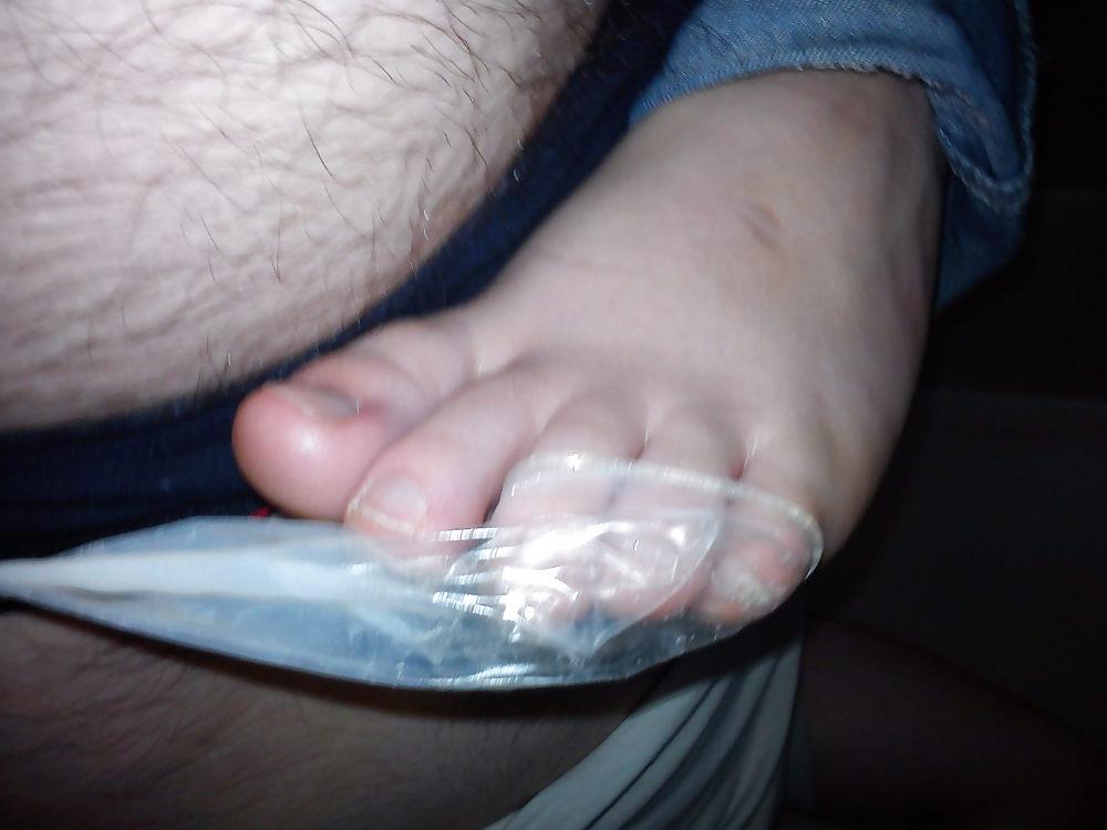 22P Used condom and exgf's feet
