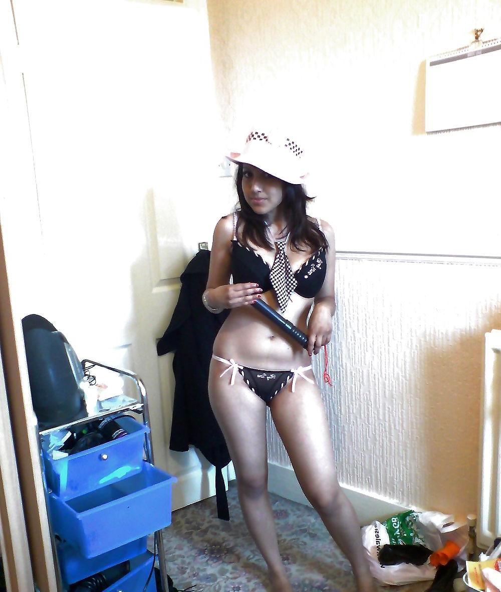 10P My DESI girl Tanya.