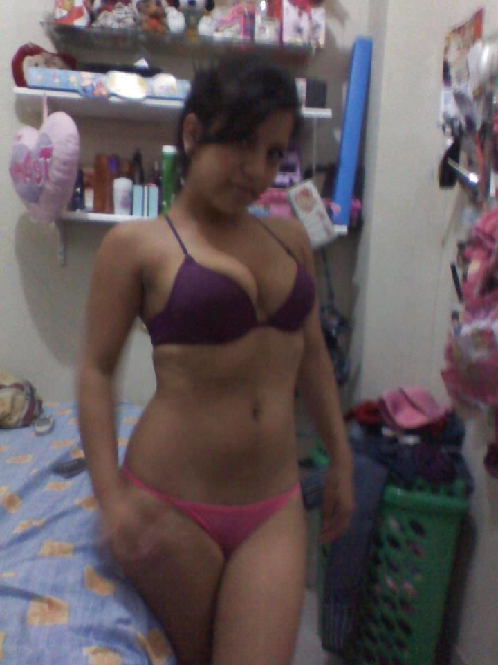 25P Beautiful ladies through the web