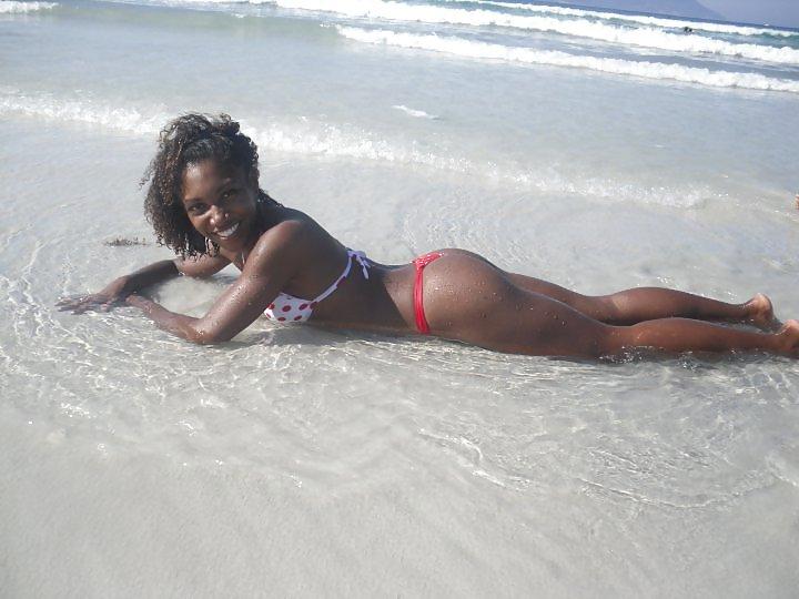 25P Brazilian Beach Dreams 1