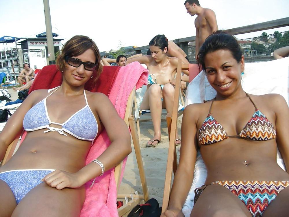 25P Oops, teen downblouse nips