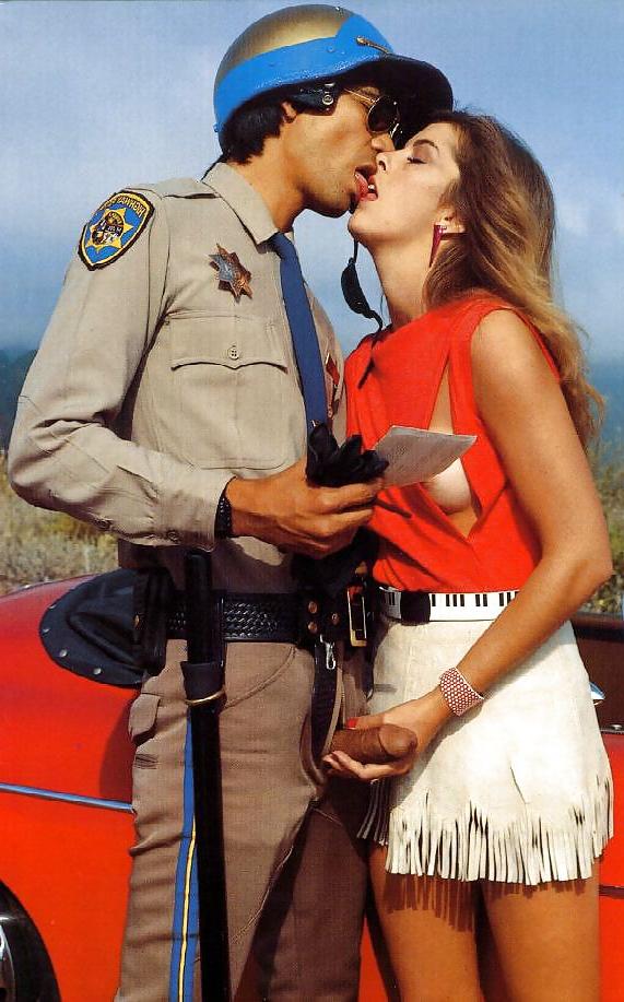 15P Brunette gets stopped for speeding, then fucks the cop