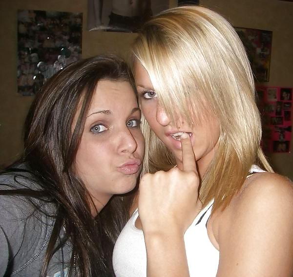 16P Kissing Gals Make Me Hard