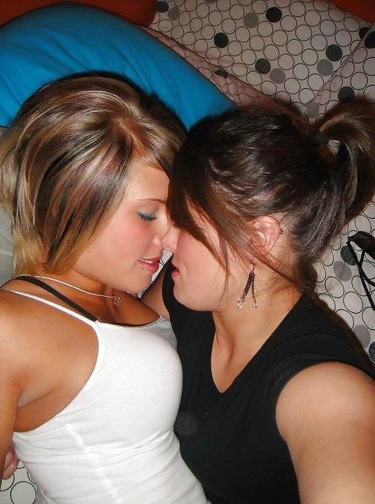 16P Kissing Gals Make Me Hard