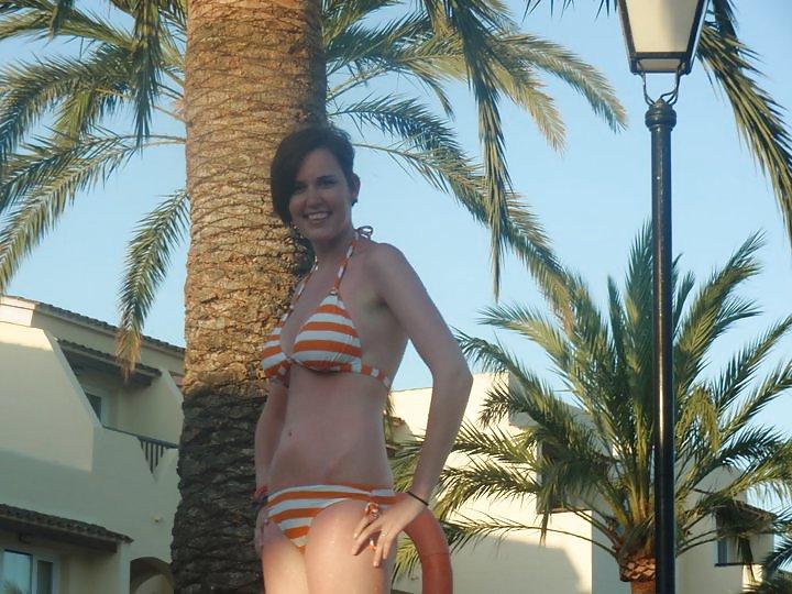 25P Sexy Girls holiday pictures compilation part 2
