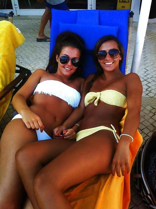 25P Sexy Girls holiday pictures compilation part 2
