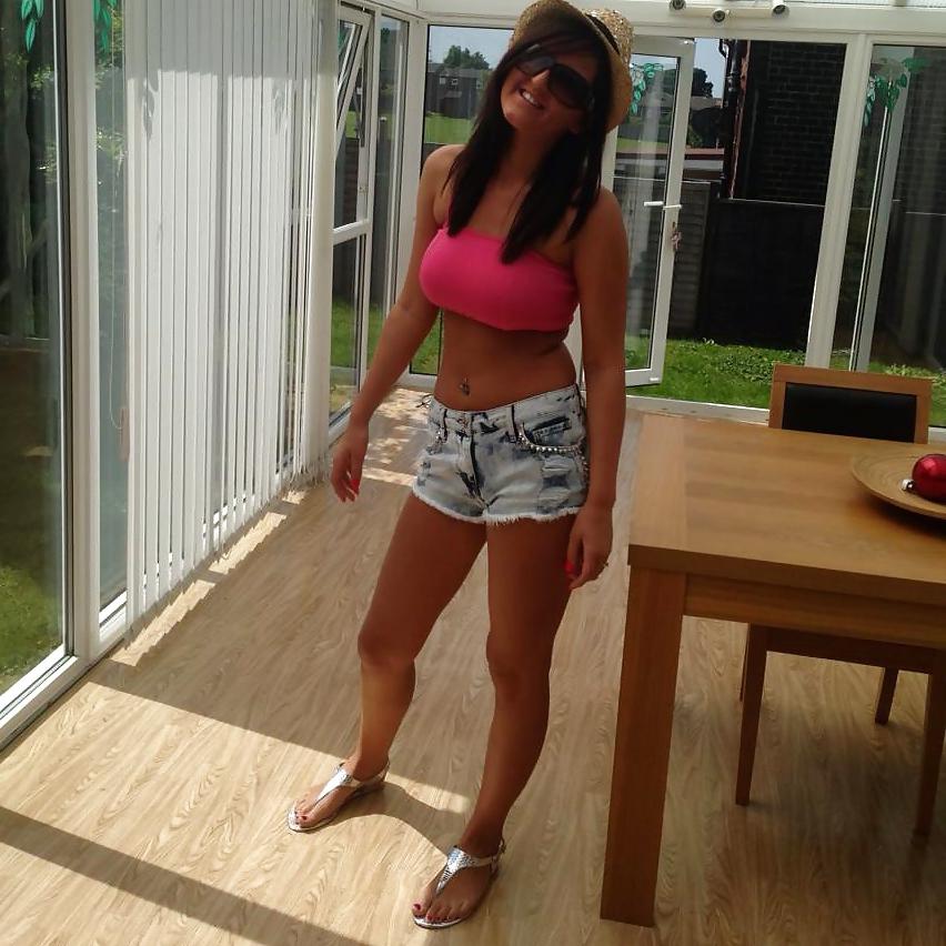 25P Sexy Girls holiday pictures compilation part 2