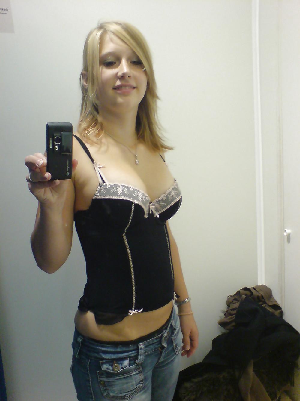 25P Self Shot Girlies