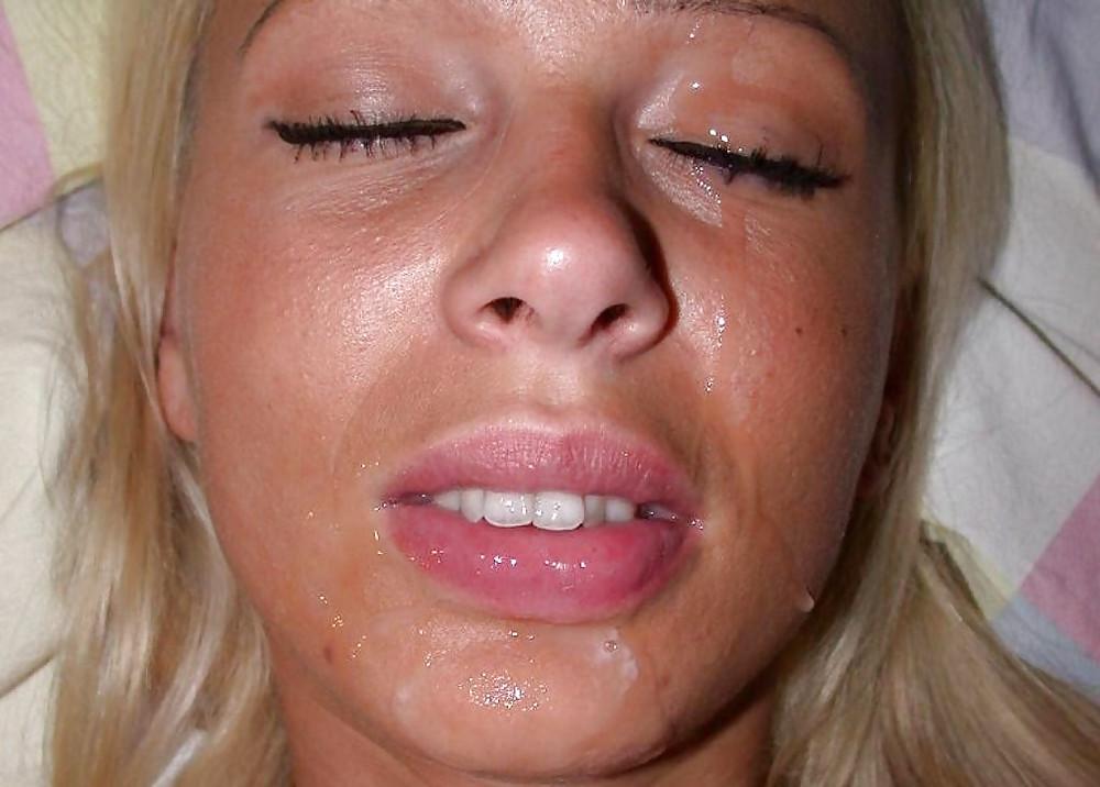 25P BLOWJOB & CUMSHOT - Sarah