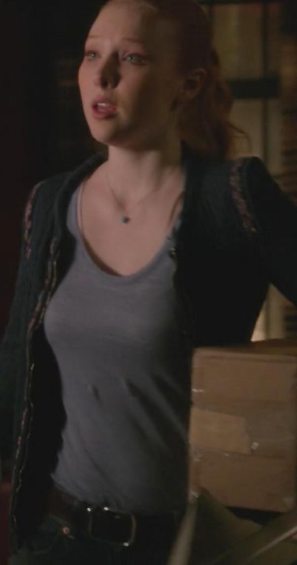 25P Molly Quinn - Ripe and Ready