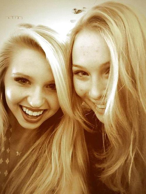 25P Molly Quinn - Ripe and Ready