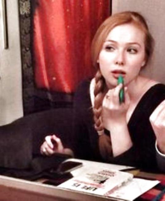 25P Molly Quinn - Ripe and Ready