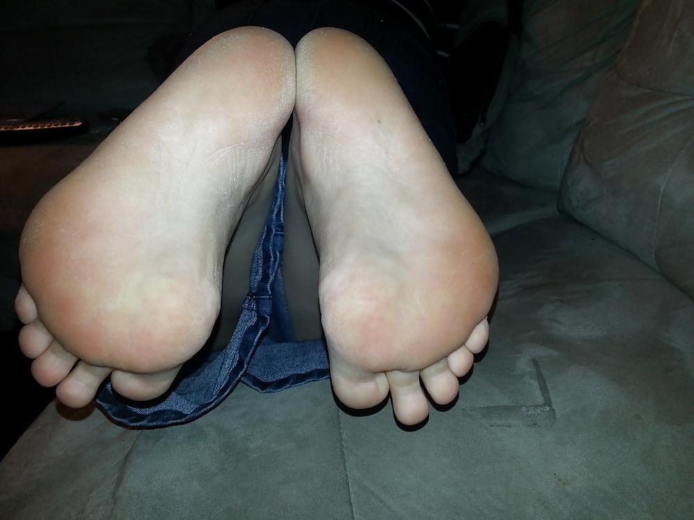 25P Footjob #2