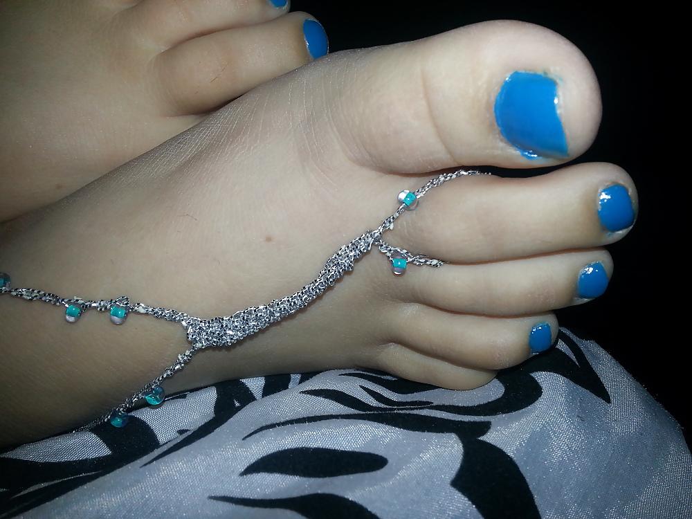 25P Footjob #2