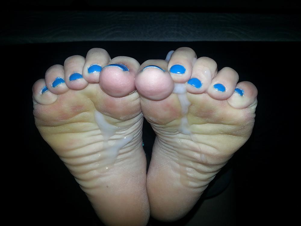 25P Footjob #2